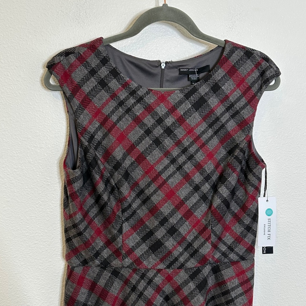 Maggy London Sleeveless Fit and Flare Dress Size 10 Gray Red Plaid Career NEW - Picture 4 of 9